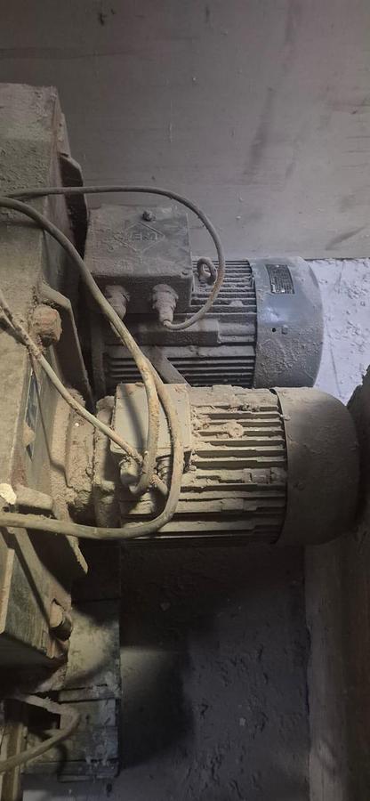 Used 2006 Untha RS 30 Four Shaft Quad Shredder