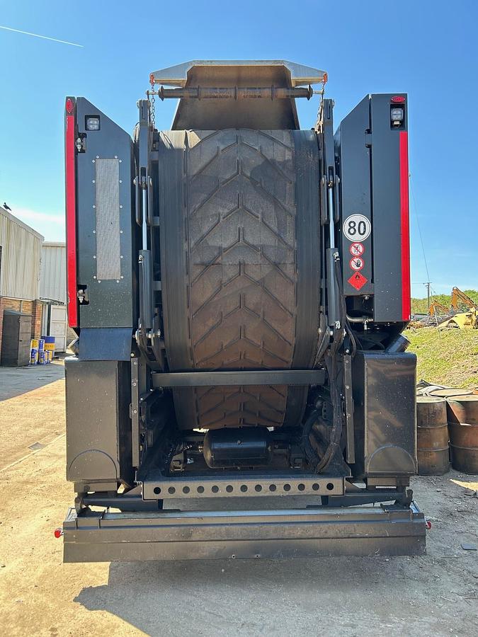 Used 2022 Komptech AXTOR 4510 Trailer Mobile High Speed Shredder