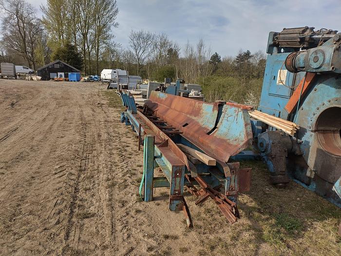 Used Cambia 610 Debarking Machine 