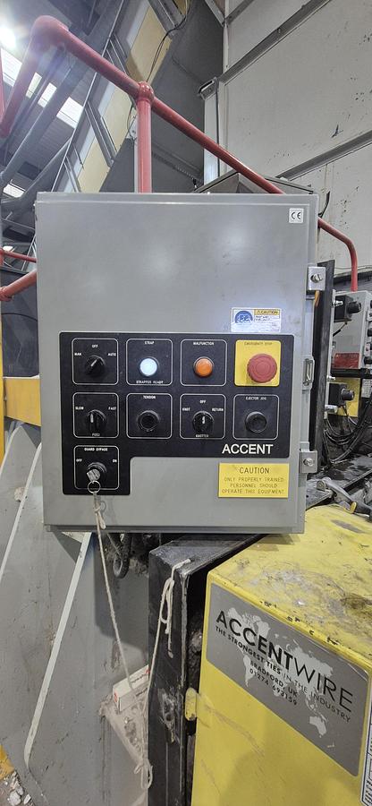 Used 2010 Lindner Shredding and baling line