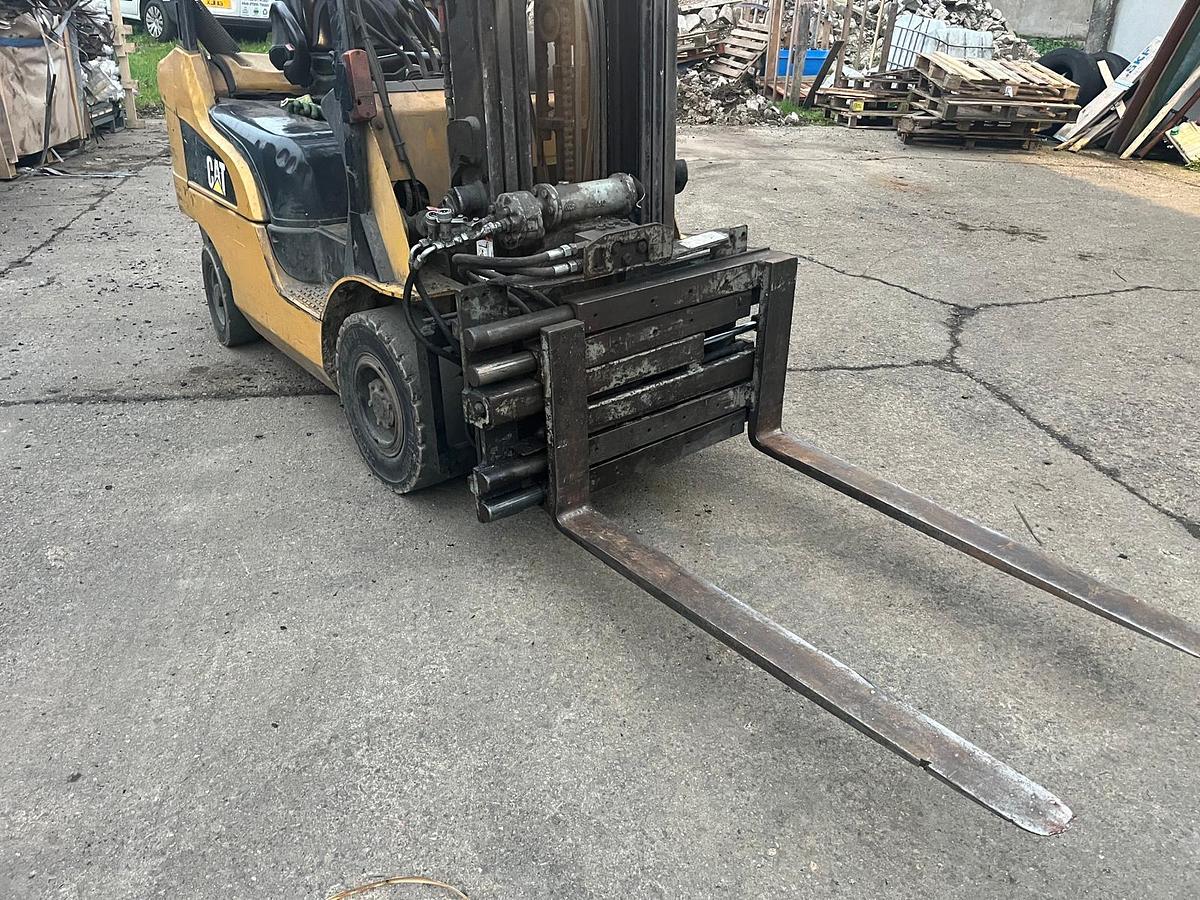Used 2008 CAT Caterpillar DP20CN Forklift Truck