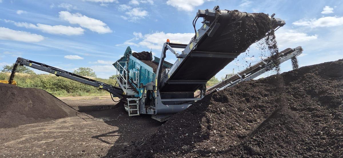 Used 2022 Powerscreen by Terex Titan 2300 Scalping Screen