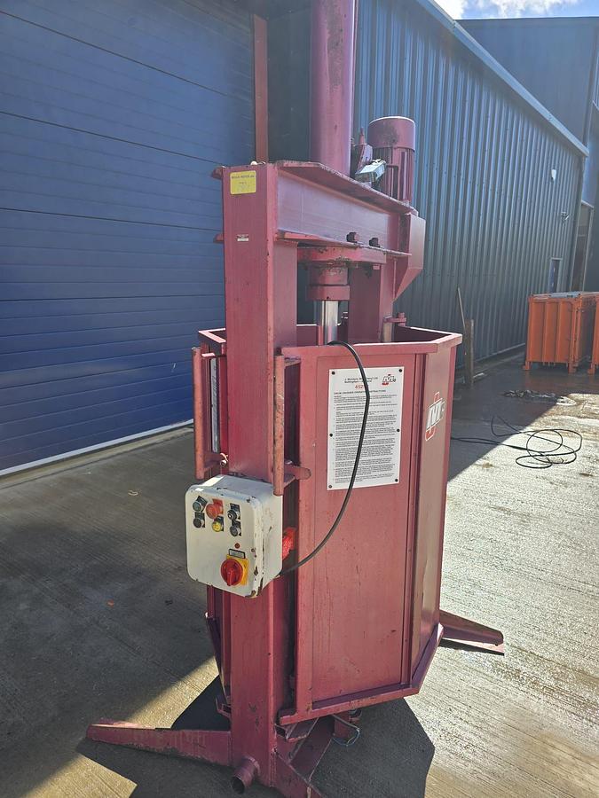 Used JMC Drum Crusher