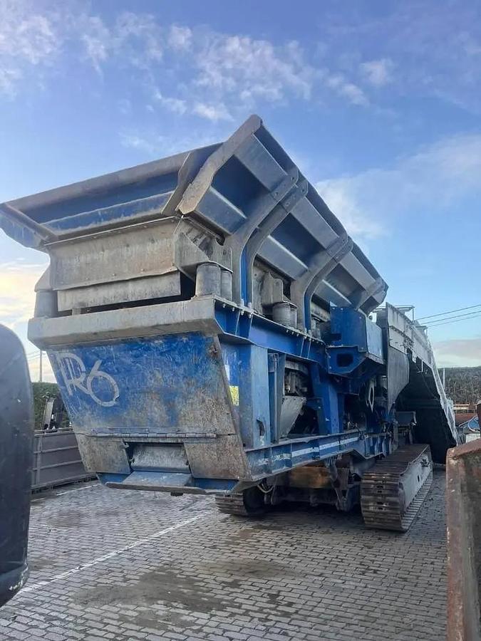 Used 2017 Keestrack R6d Impact Crusher