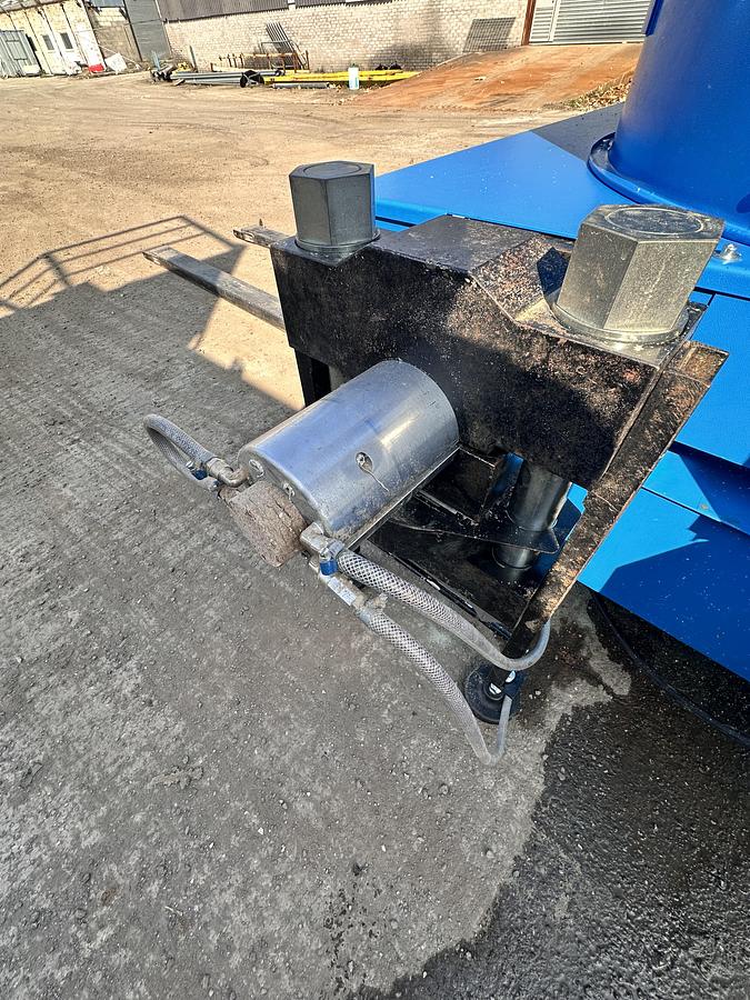 Used 2020 POR Super Oscar Briquetting Press