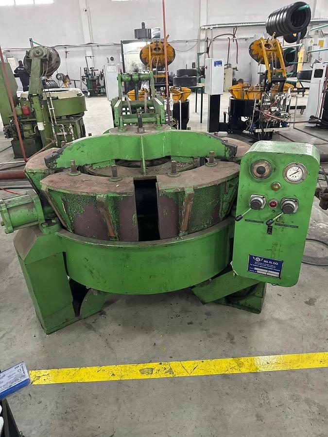 Used Tyre Retreading PCR & TBR Presses Full Plant