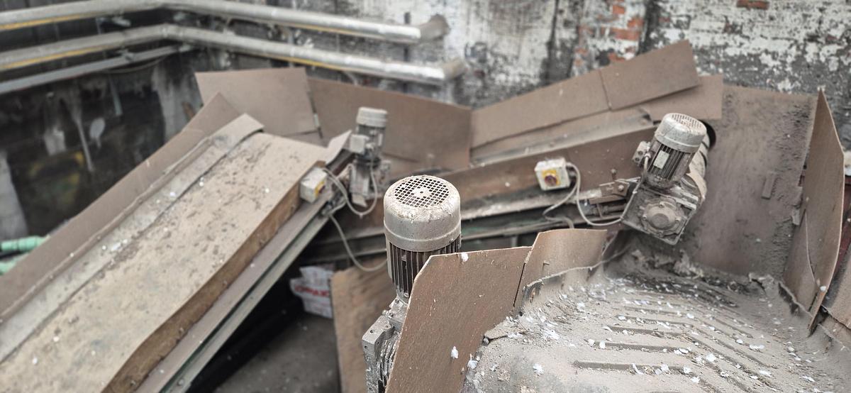 Used 2006 Granutech Saturn  Full tyre recycling line