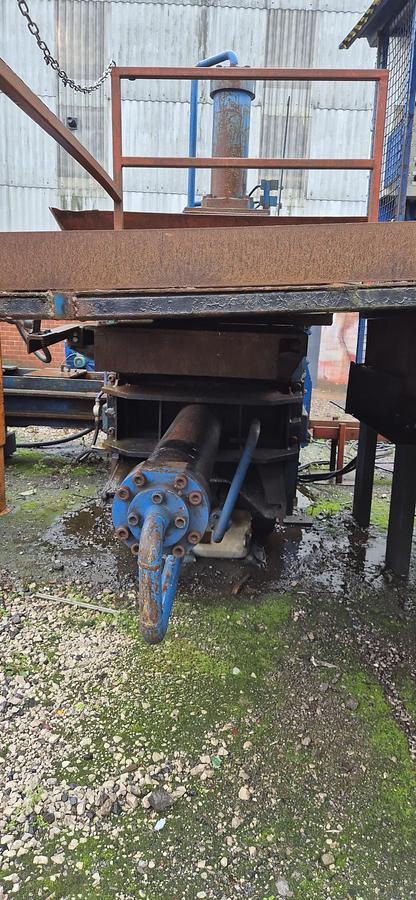 Used Harris TGS 3 Ram baler