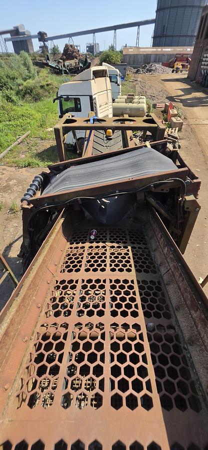 Used Powerscreen Warrior 1400 Tracked Screen Screener