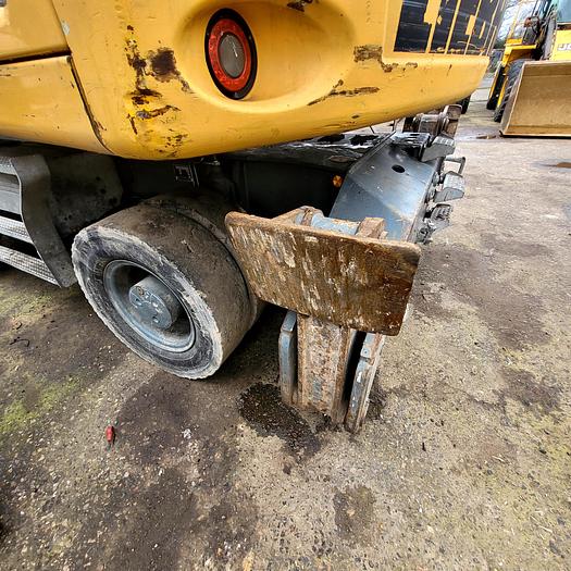 Used 2014 Liebherr LH24