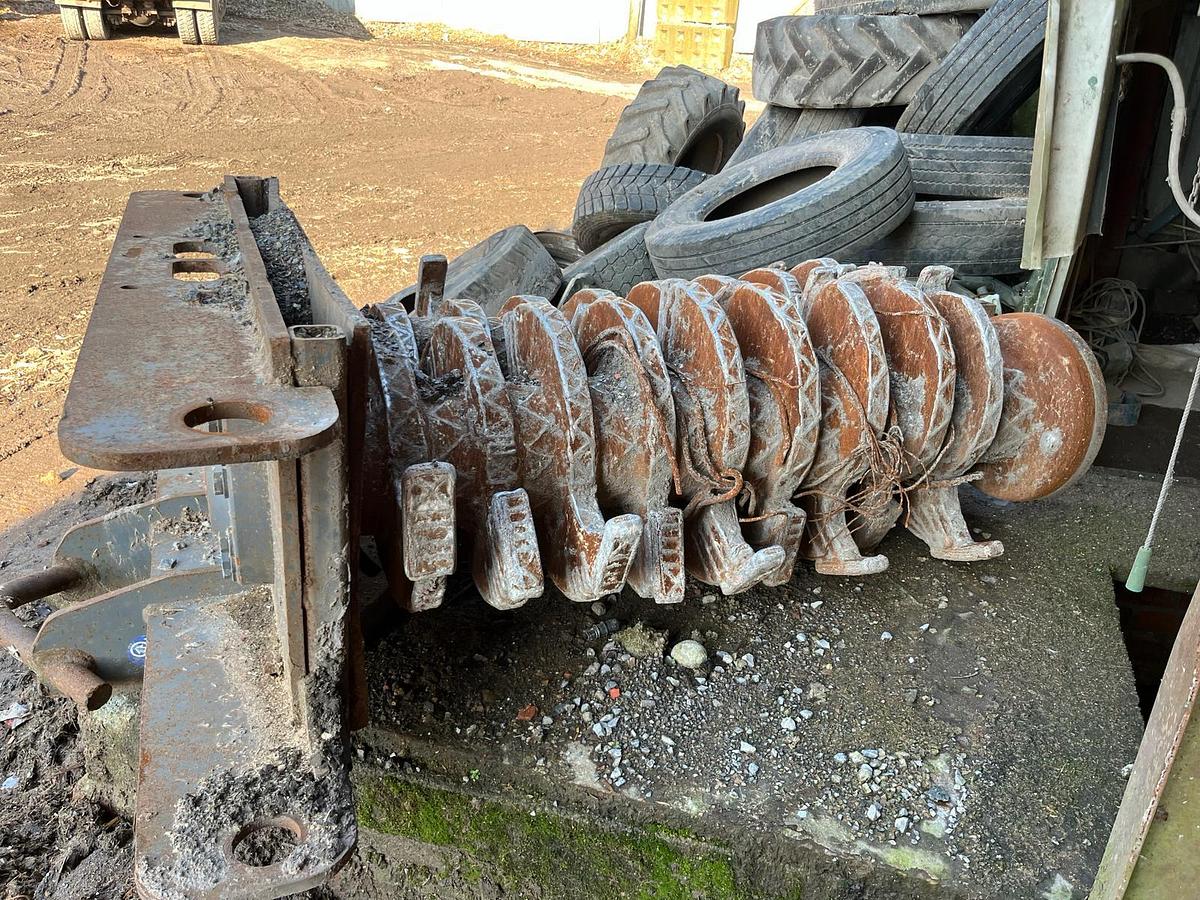 Used 2021 Arjes Impaktor 250 EVO Tracked Shredder W/Extra Shafts