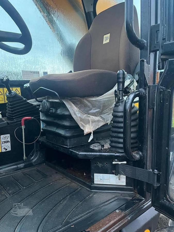 Used 2014 JCB 535-140 Telehandler