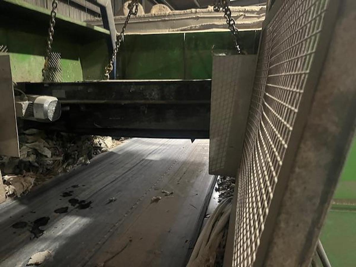 Used CRSNI 820 Trommel Lights Recycling Line Picking Station