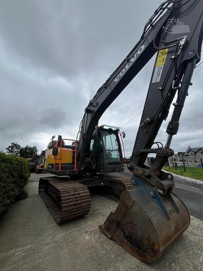 Used 2021 Volvo EC140EL Crawler Excavator 