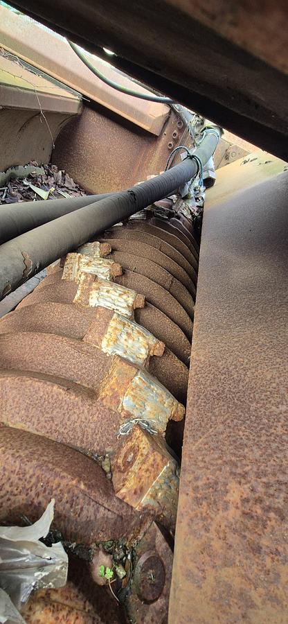 Used 2020 Secondary shredder with screen 2m Single Shaft