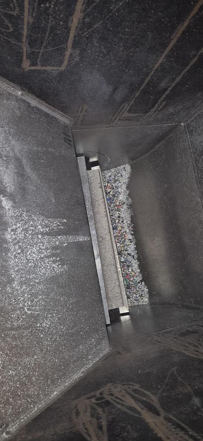 Used Newwell Drum magnet and feeder