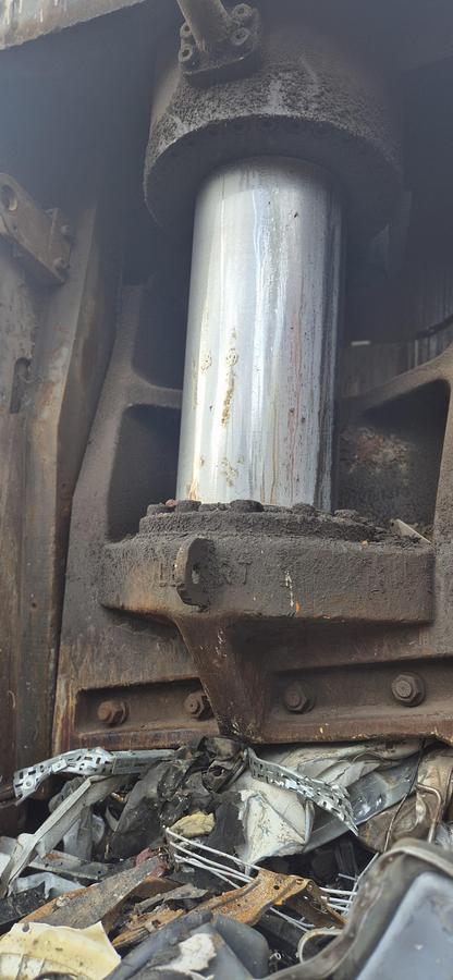 Used 2013 Lefort 900 Static Scrap Metal Shear Baler