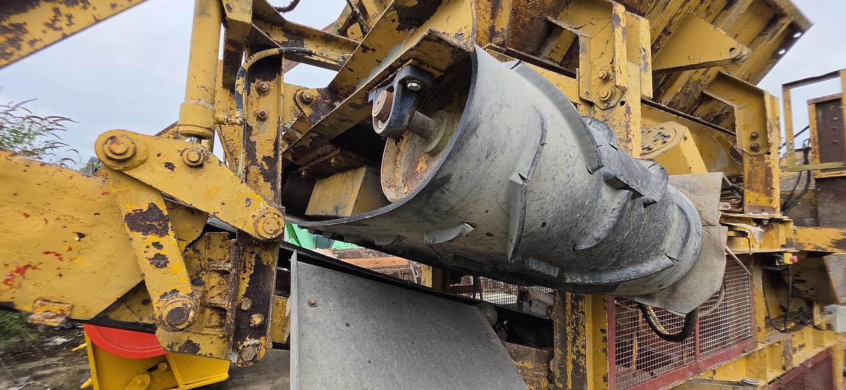 Used 1997 Parker Jaw Crusher