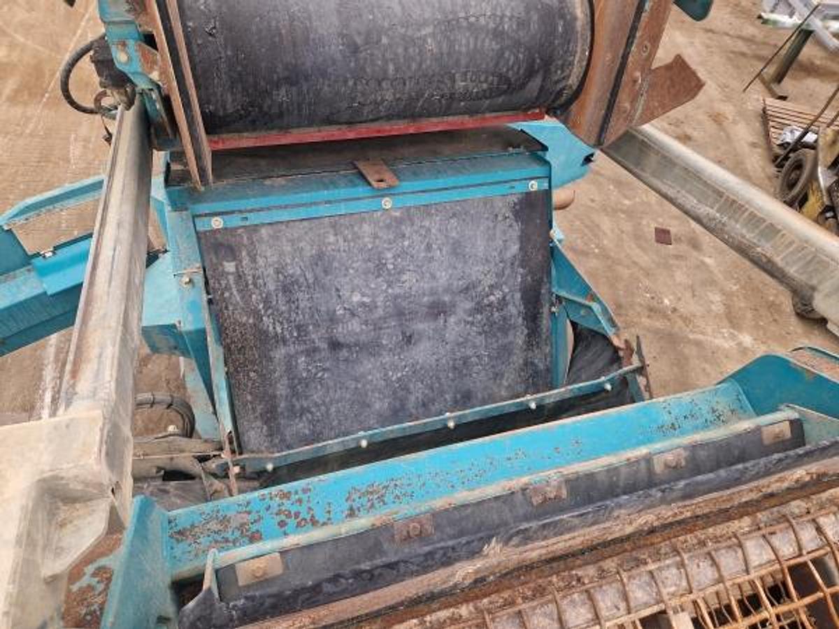 Used 2013 Powerscreen Warrior 1400X Scalping Screen