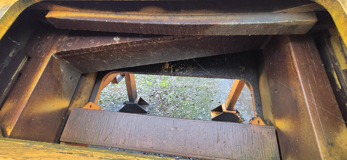 Used Monarch Engineering Ltd 960 Shear