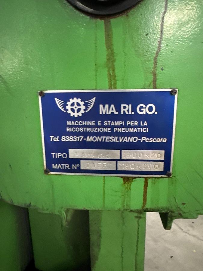 Used Tyre Retreading PCR & TBR Presses Full Plant