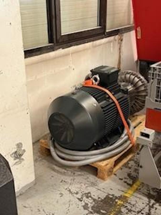 Used Weima WLK 1500 Shredder & Rapid Granulator G400 90KUB Full Processing Line 