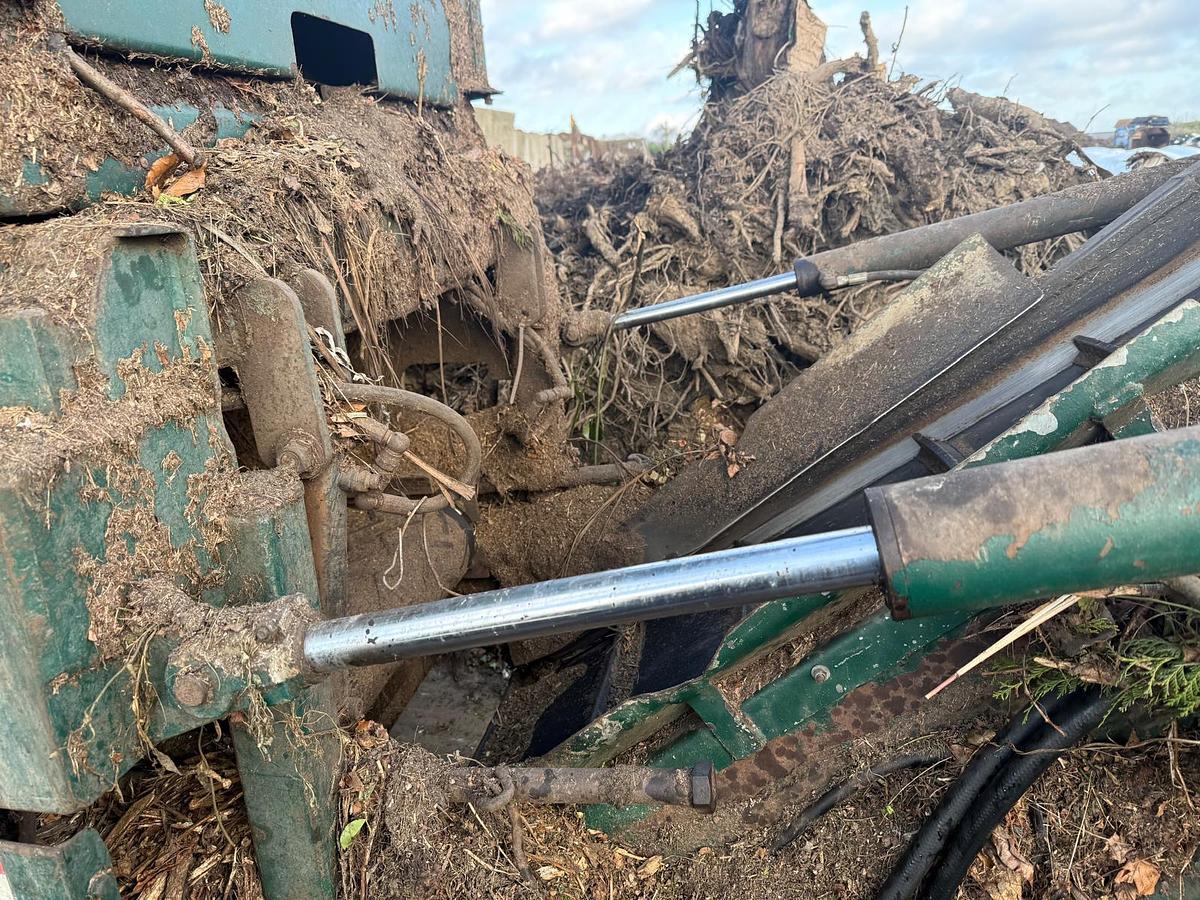 Used DuraTech HD-10 Tub Grinder