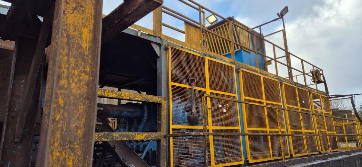 Used 2003 Taurus 973P Metal Shear