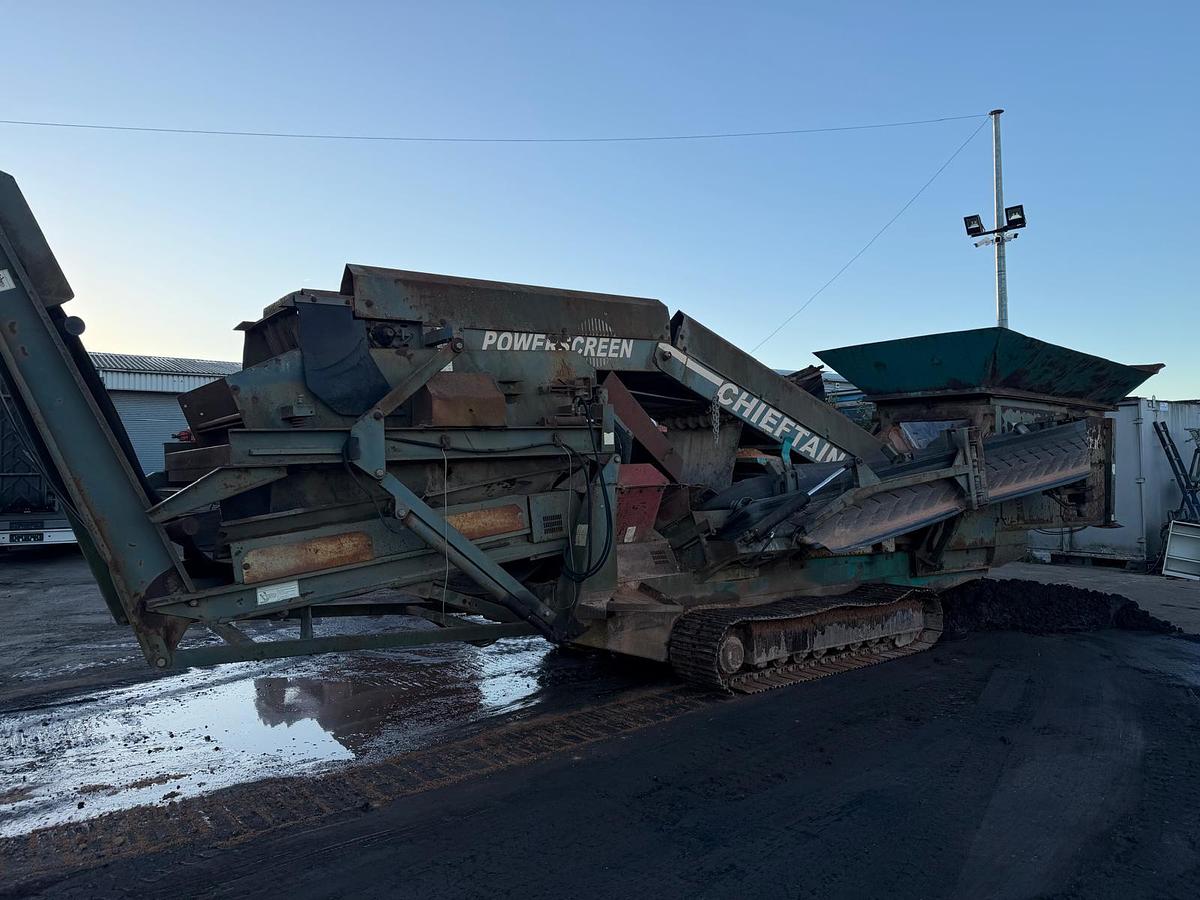 Used Powerscreen 600 3 way split Screener