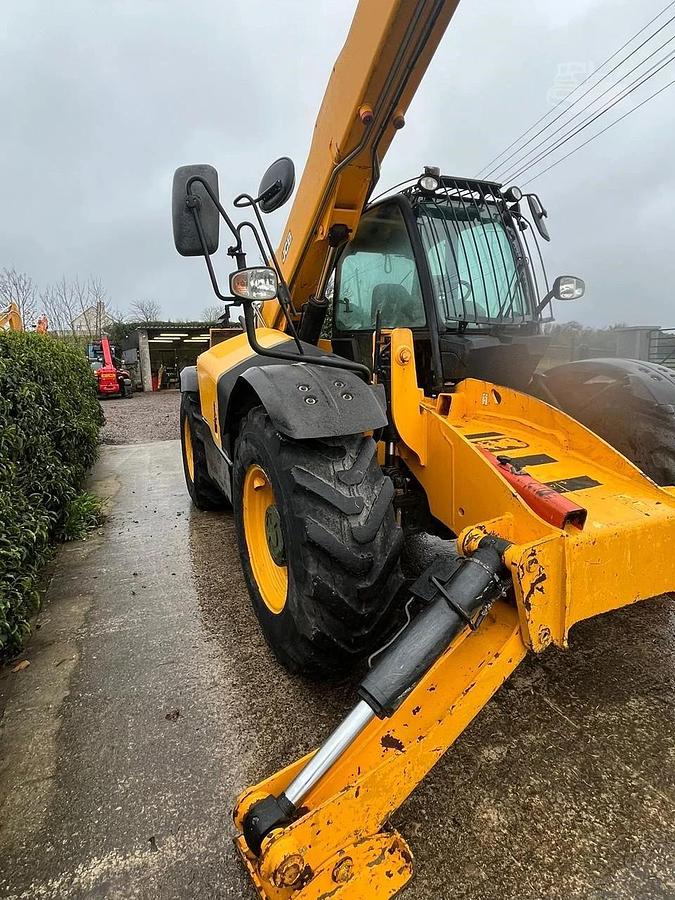 Used 2016 JCB 540-140 Telehandler