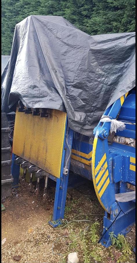 Used 2004 Imabe Ibérica H-80/70 Automatic Horizontal Baler