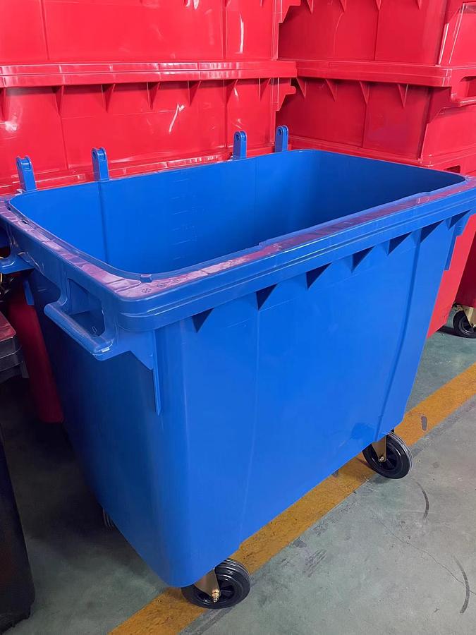 Used 2025 New 1100 Liter Wheelie Bins