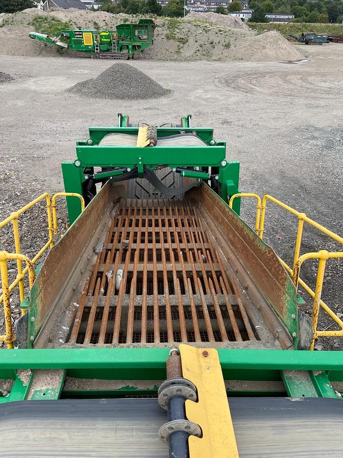 Used 2021 McCloskey R105 High Energy Durable Screen Screener