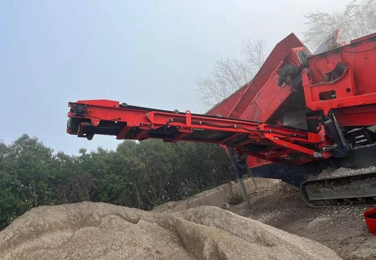 Used 2009 Terex Finlay 883 Mobile Screener