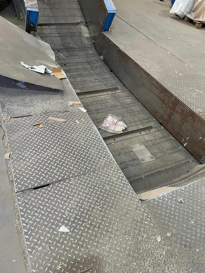 Used Persona Baler And Conveyor 