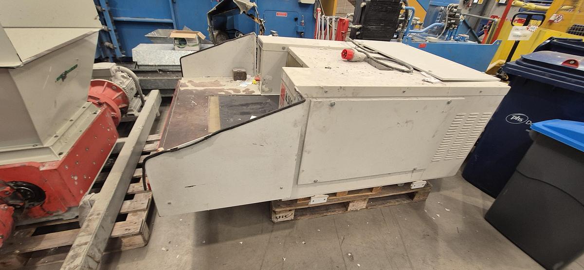 Used 2015 Martian Yale 16.50 Heavy Duty