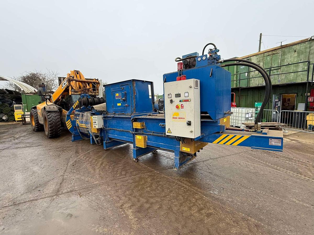 Used 2004 Imabe Ibérica H-80/70 Automatic Horizontal Baler