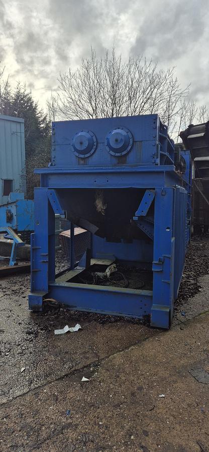Used 2020 Heavy Duty Twin shaft shredder