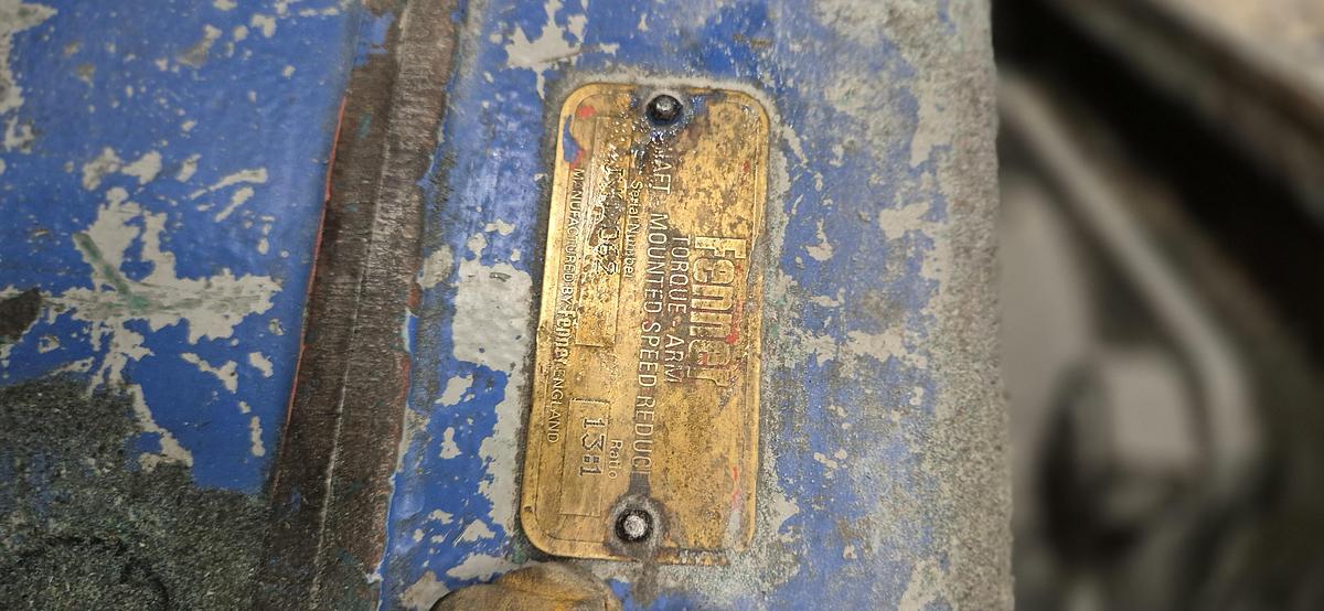 Used Uirich Single shaft shredder with ram