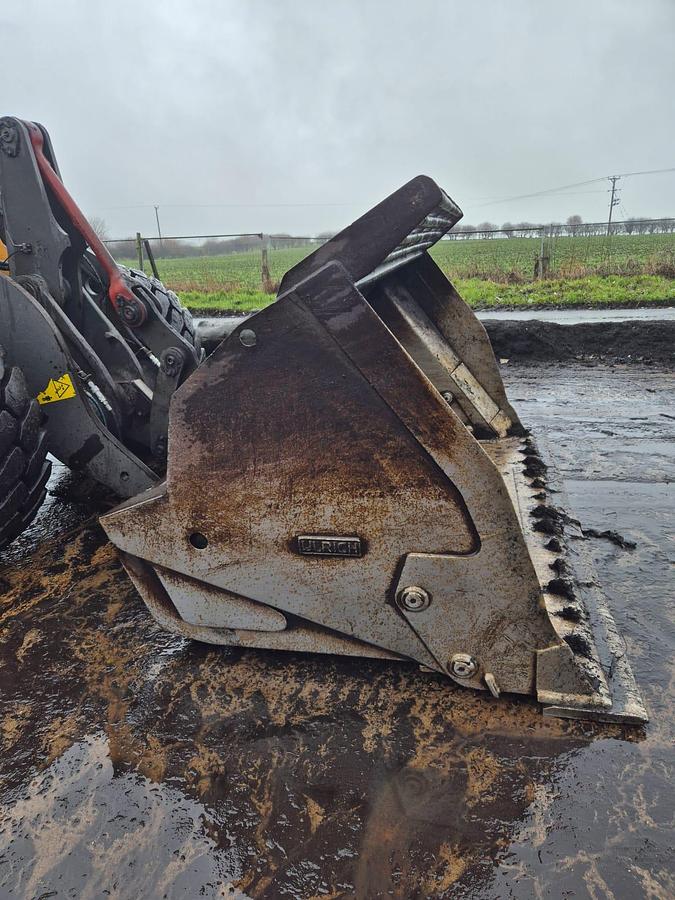 Used 2017 Volvo L90H Wheel Wheeled Loader