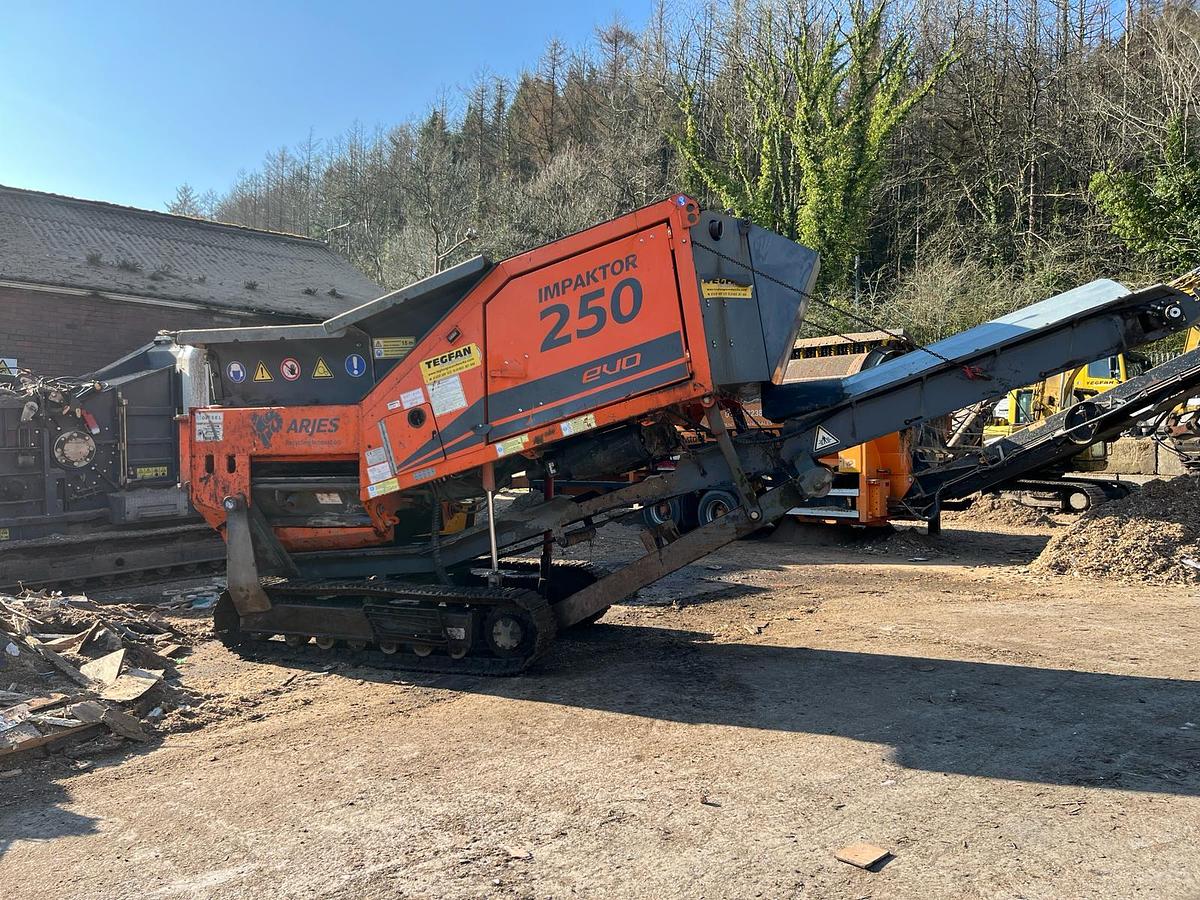 Used 2021 Arjes Impaktor 250 EVO Tracked Shredder W/Extra Shafts