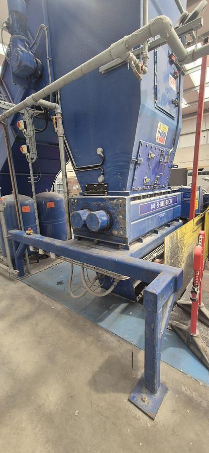 Used 2008 Shred-Tech Twin-shaft Shredder
