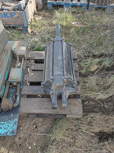 Used Cambia 610 Debarking Machine 