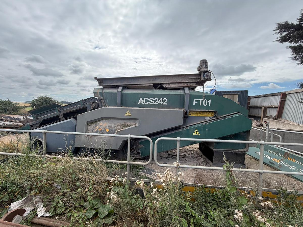 Used 2014 M&K Density air Separator ASC242