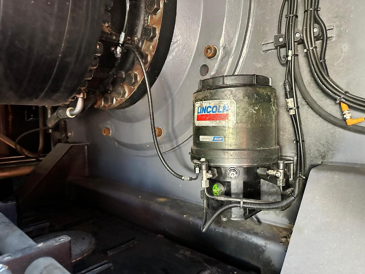 Used 2020 Doppstadt Inventhor 9 SA Slow-speed Shredder