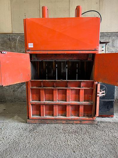 Used CK International CK500 Mill Sized Baler