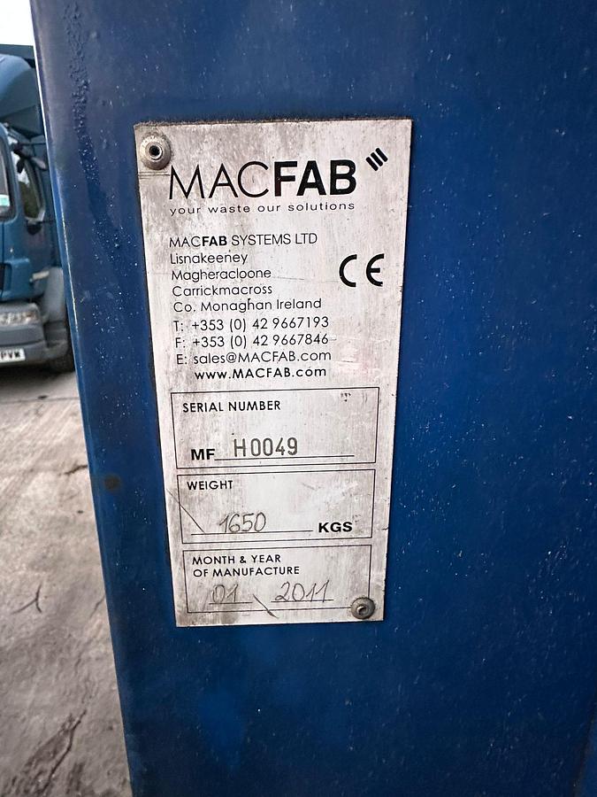 Used 2011 MACFAB Guillotine