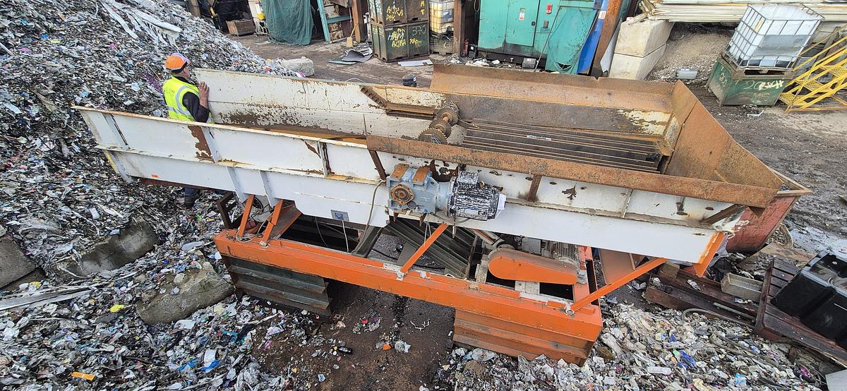 Used Shaker Feeder