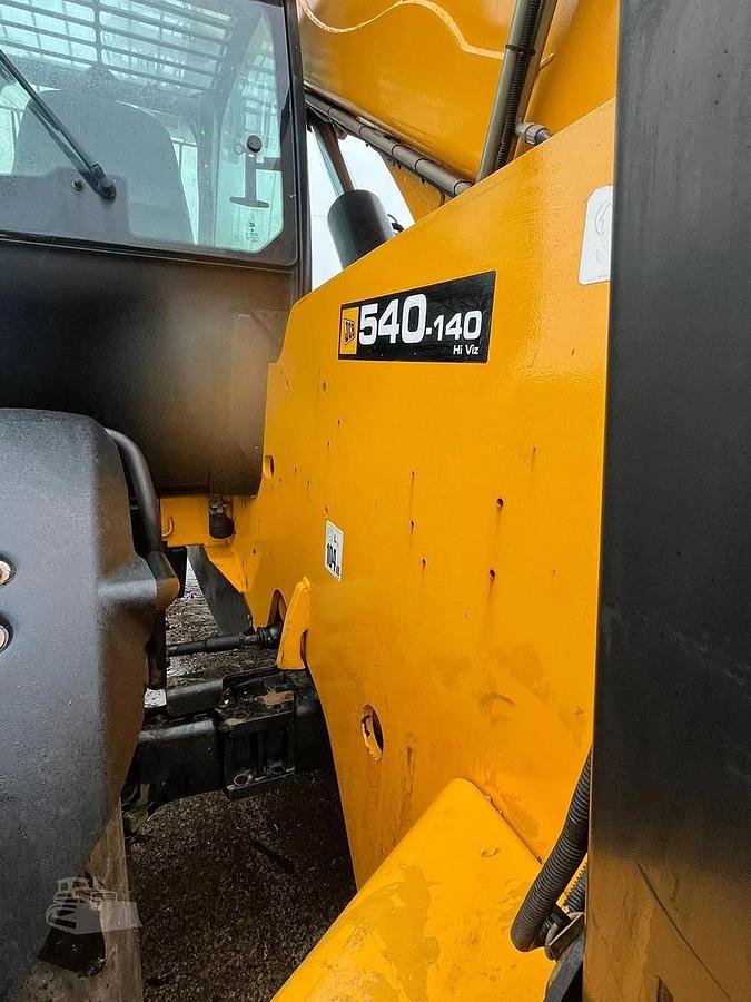 Used 2016 JCB 540-140 Telehandler