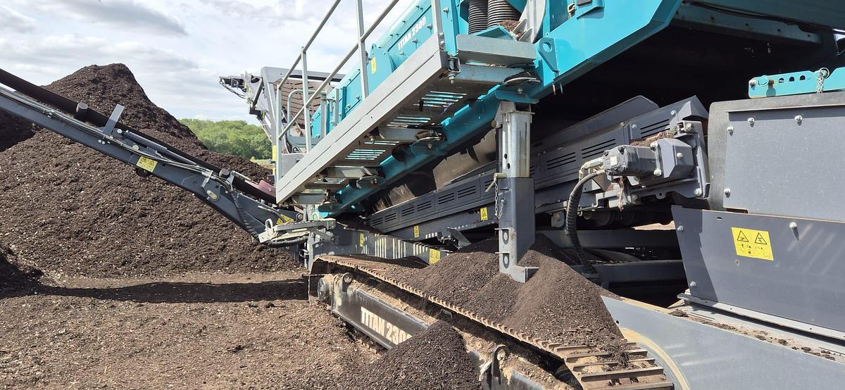 Used 2022 Powerscreen by Terex Titan 2300 Scalping Screen